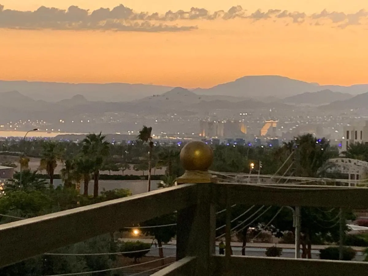 Galaxy Apartments Aqaba