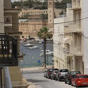 Modern Two Bedroom Sea View , Marsaskala Malta